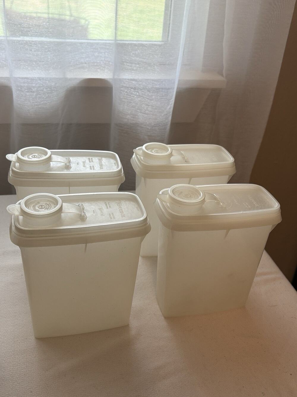 Lot 4 VTG Tupperware Store N Pour Junior Cereal Container Pitcher Sheer Flip Top